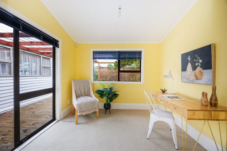 Photo of property in 29 Argyle Avenue, Takaro, Palmerston North, 4410