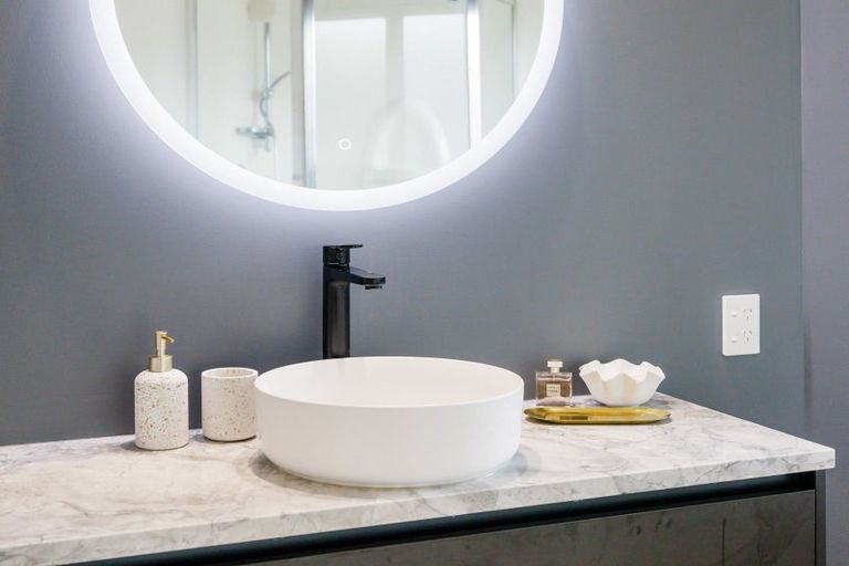 Photo of property in 18 Gibbston Close, Huntington, Hamilton, 3210