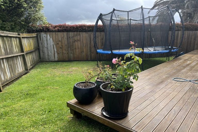 Photo of property in 7a Magnolia Drive, Waiuku, 2123