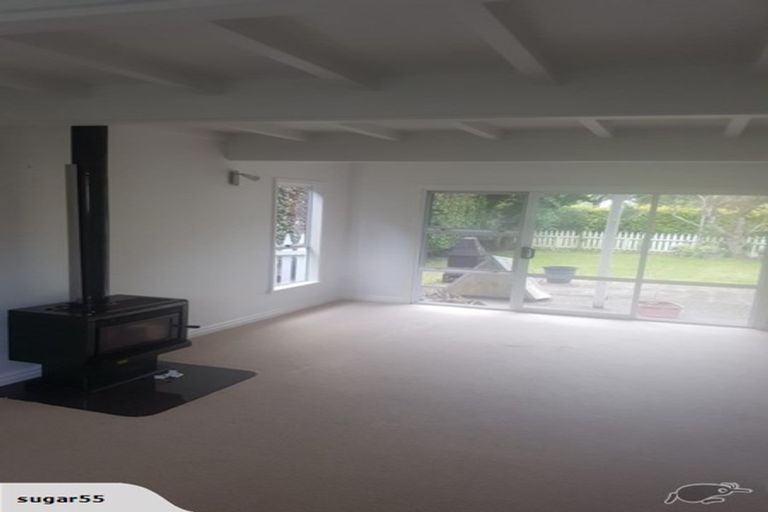 Photo of property in 2/132 Nile Road, Milford, Auckland, 0620