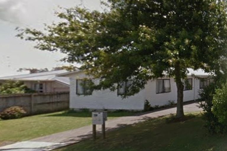 Photo of property in 10 Richard Avenue, Bucklands Beach, Auckland, 2014