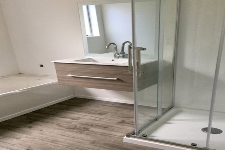 Photo of property in 137 Makarini Street, Paraparaumu, 5032