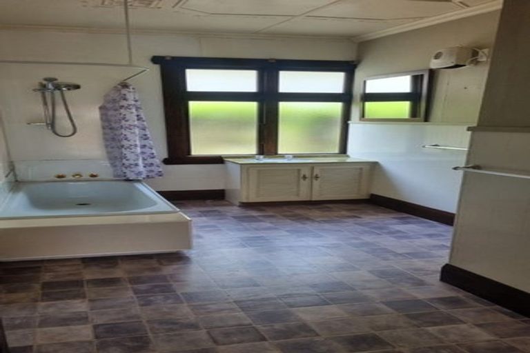 Photo of property in 60 Louisa Street, Gladstone, Invercargill, 9810