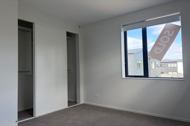 Photo of property in 57 Ngakoro Road, Karaka, Papakura, 2113