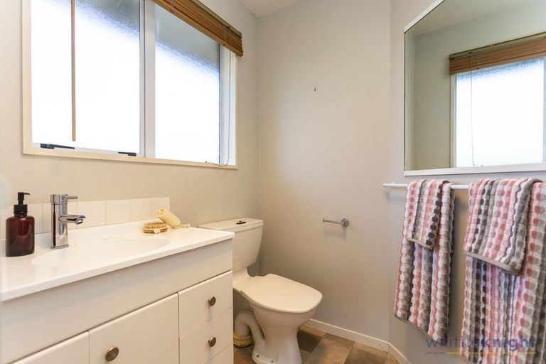 Photo of property in 8 Innisfree Place, Northwood, Christchurch, 8051