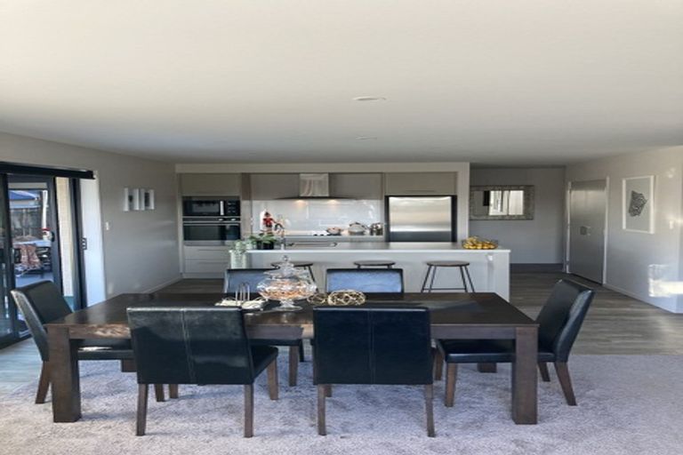 Photo of property in 1 Gladys Place, Levin, 5510