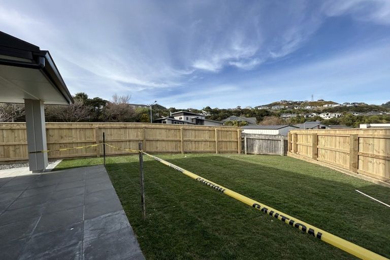 Photo of property in 9 Barque Crescent, Whitby, Porirua, 5024
