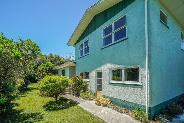 Photo of property in 12 Dryden Street, Stoke, Nelson, 7011