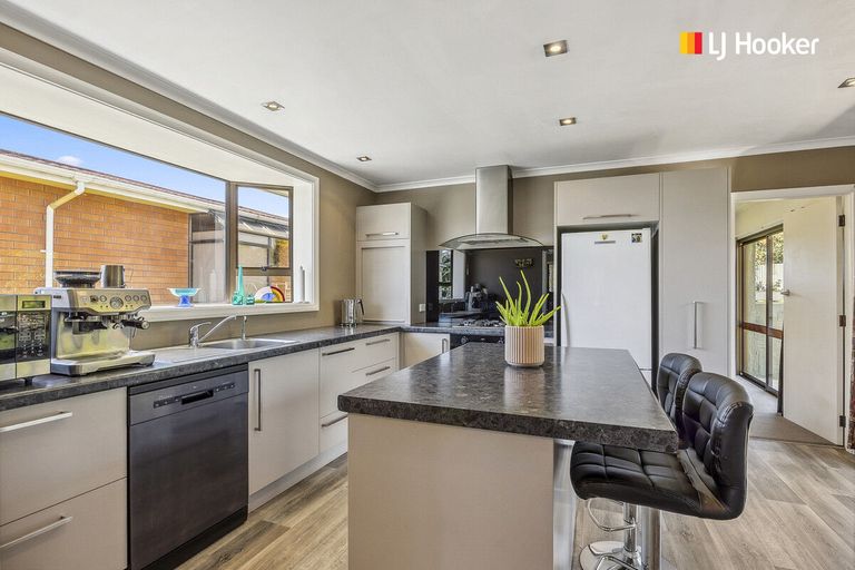 Photo of property in 387 Taieri Road, Halfway Bush, Dunedin, 9010