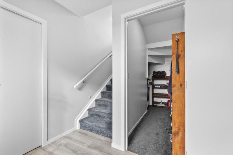 Photo of property in 13/15u Onukutara Place, Huntington, Hamilton, 3281