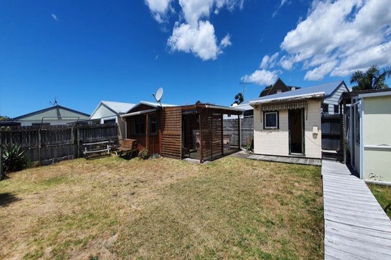 Photo of property in 125b Lorraine Place, Whangamata, 3620
