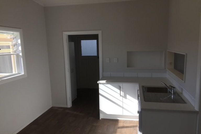 Photo of property in 49 Eatwell Avenue, Paraparaumu Beach, Paraparaumu, 5032