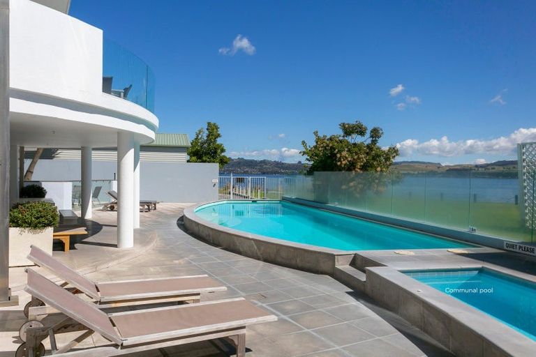 Photo of property in 11/2 Lowell Place, Waipahihi, Taupo, 3330