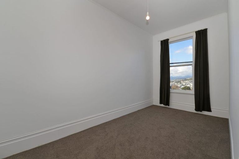Photo of property in 70 Fairlie Terrace, Kelburn, Wellington, 6021