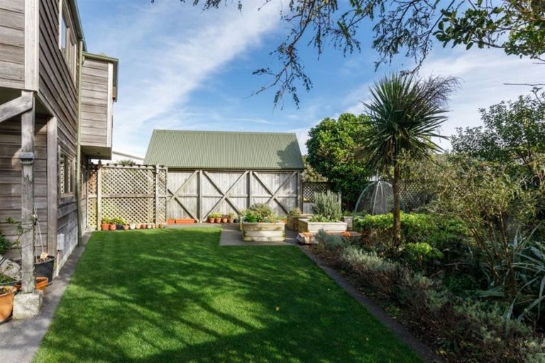 Photo of property in 10 Virginia Grove, Brooklyn, Wellington, 6021