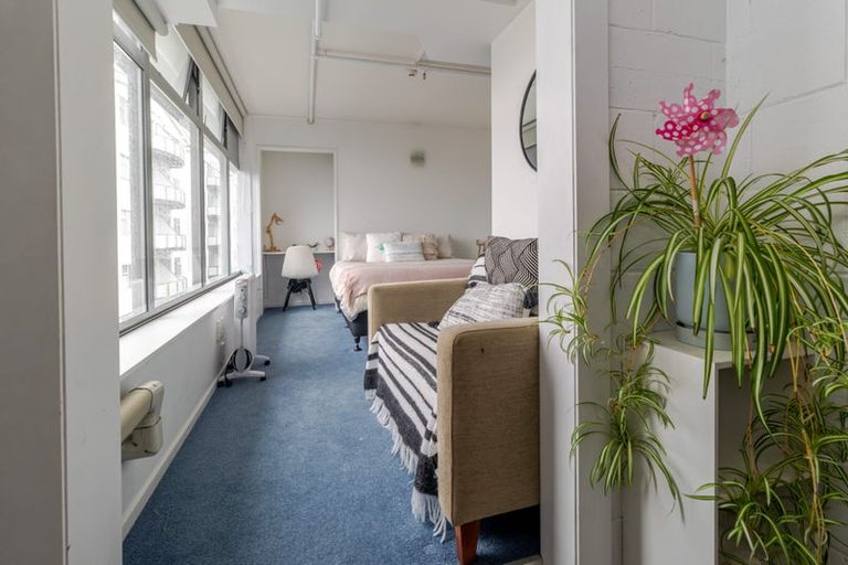 Photo of property in Rostrevor House, 4/130a Vivian Street, Te Aro, Wellington, 6011