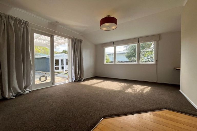 Photo of property in 1441 Clevedon Kawakawa Road, Kawakawa Bay, Papakura, 2585