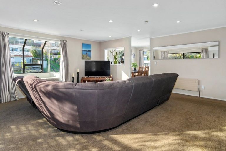 Photo of property in 60 Meander Drive, Welcome Bay, Tauranga, 3112