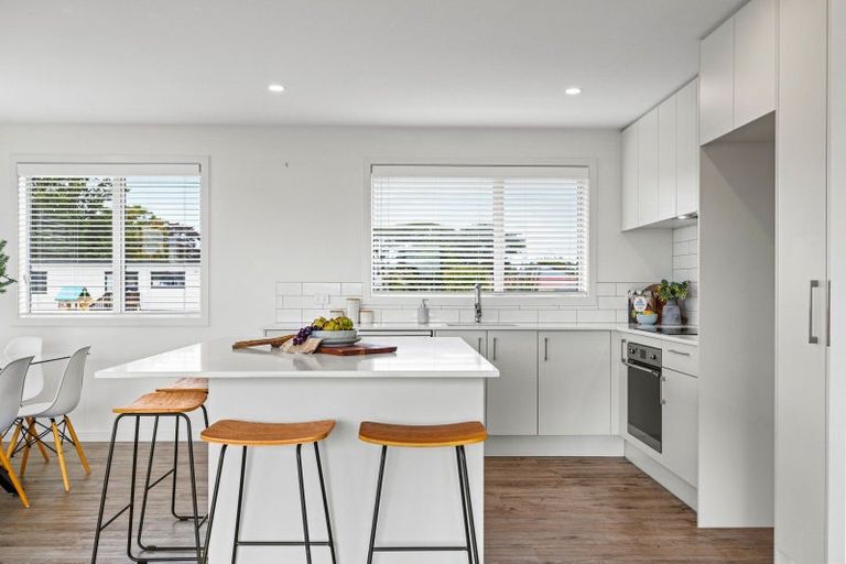 Photo of property in 19b Rawson Street, New Brighton, Christchurch, 8083