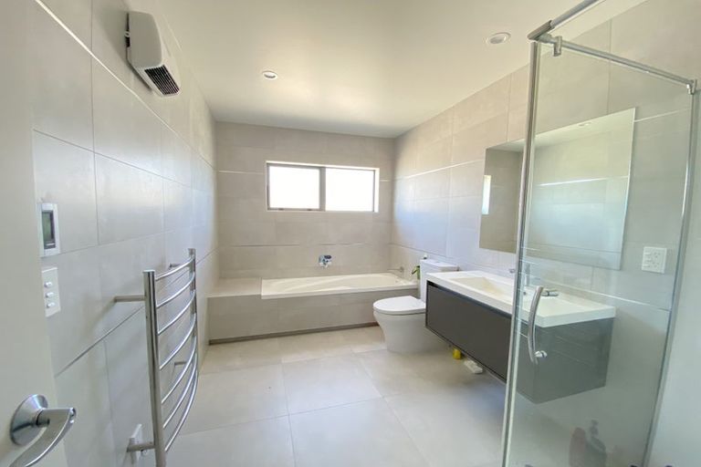 Photo of property in 6 Appaloosa Street, Karaka, Papakura, 2113