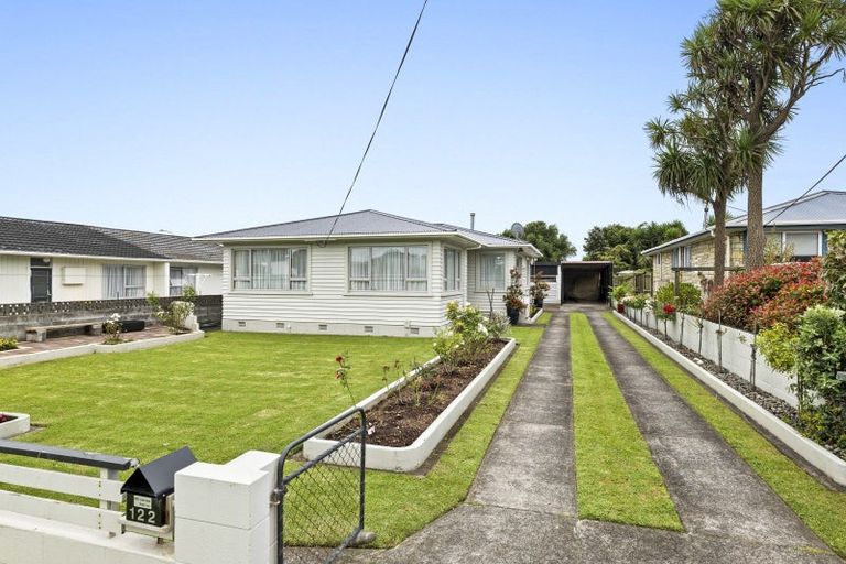 Photo of property in 122 Ngamotu Road, Spotswood, New Plymouth, 4310