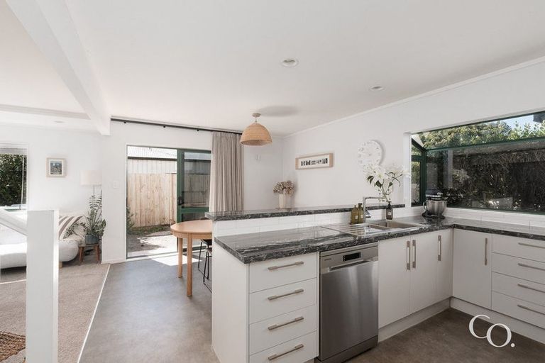 Photo of property in 6b Canberra Place, Bellevue, Tauranga, 3110