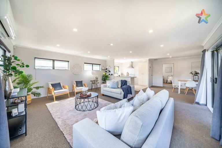 Photo of property in 5b Kilkenny Grove, Wainuiomata, Lower Hutt, 5014