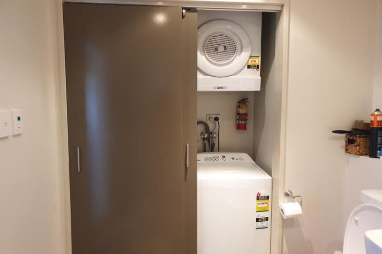 Photo of property in 189u8 Ohiro Road, Brooklyn, Wellington, 6021