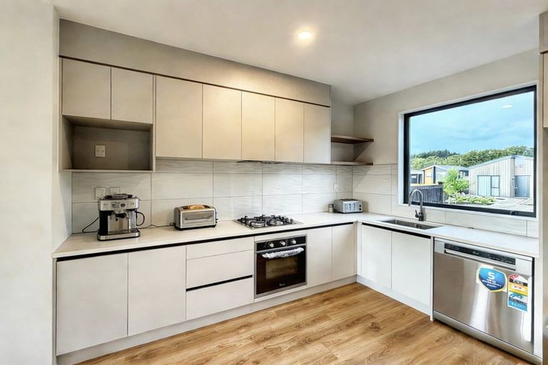 Photo of property in 11 Aituaa Road, Pukekohe, 2120