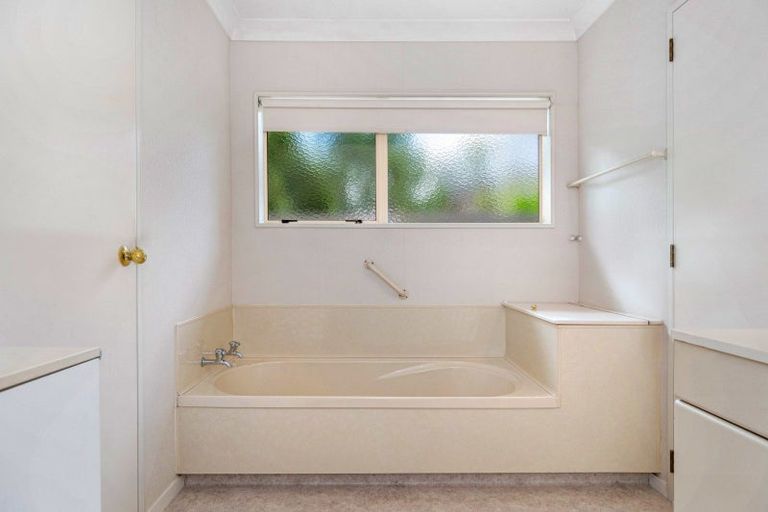 Photo of property in 490b Otumoetai Road, Otumoetai, Tauranga, 3110