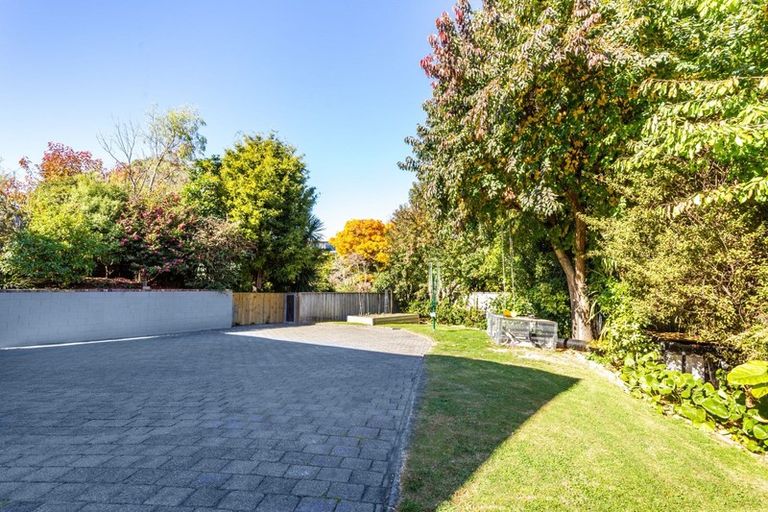 Photo of property in 358 Lake Terrace, Two Mile Bay, Taupo, 3330