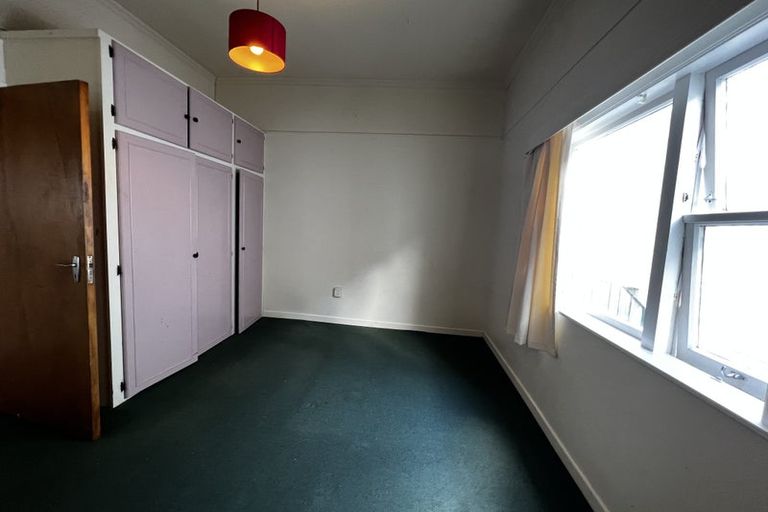 Photo of property in 218 Clyde Street, Island Bay, Wellington, 6023