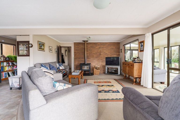 Photo of property in 255 Riccarton Road West, Mosgiel, 9092