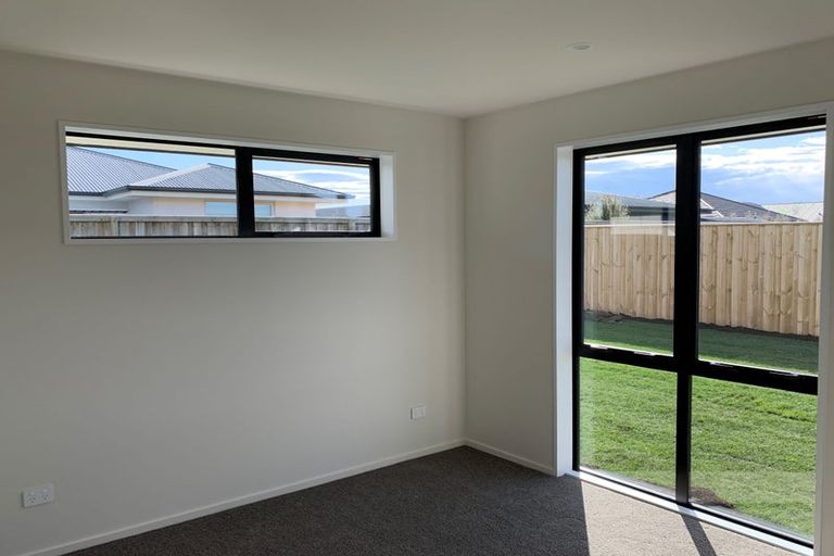 Photo of property in 7 Marcoola Drive, Rolleston, 7614