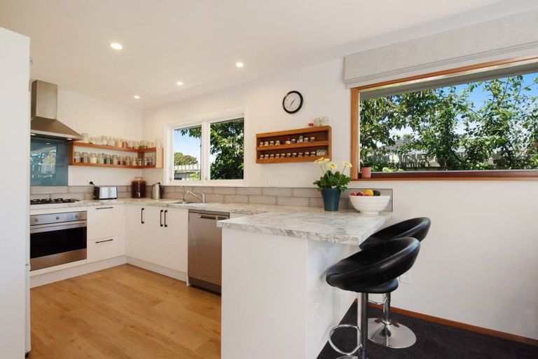 Photo of property in 59 Martin Road, Paraparaumu Beach, Paraparaumu, 5032