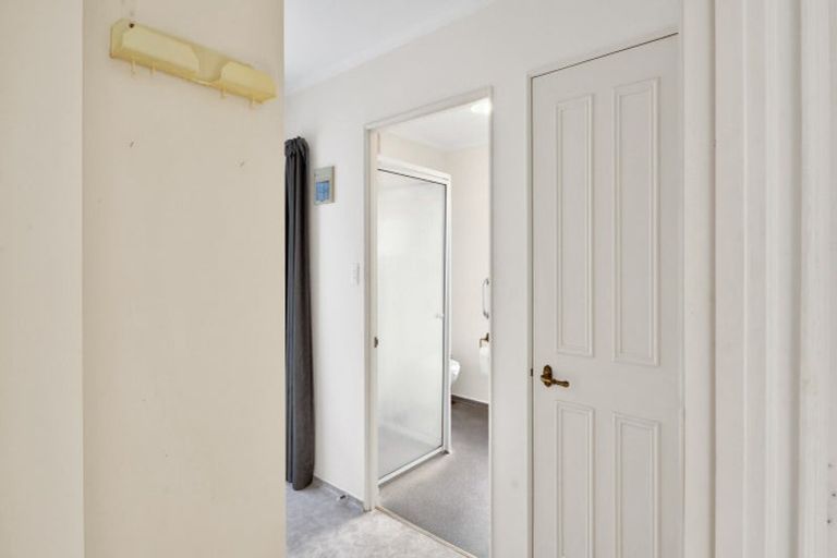 Photo of property in 70-76 Whiteley Street, Moturoa, New Plymouth, 4310