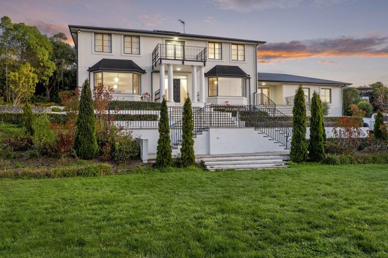 Photo of property in 70 Belleview Terrace, Mount Pleasant, Christchurch, 8081