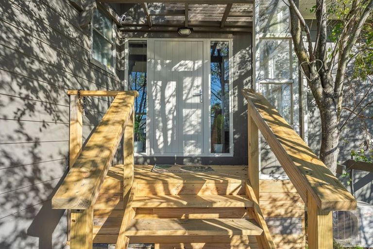 Photo of property in 48 Campbell Avenue, Paraparaumu, 5032