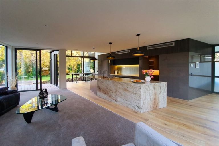 Photo of property in 1a Wood Lane, Fendalton, Christchurch, 8014