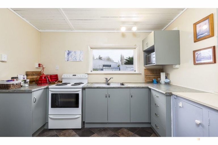 Photo of property in 9 Waimate Highway, Makikihi, Waimate, 7978