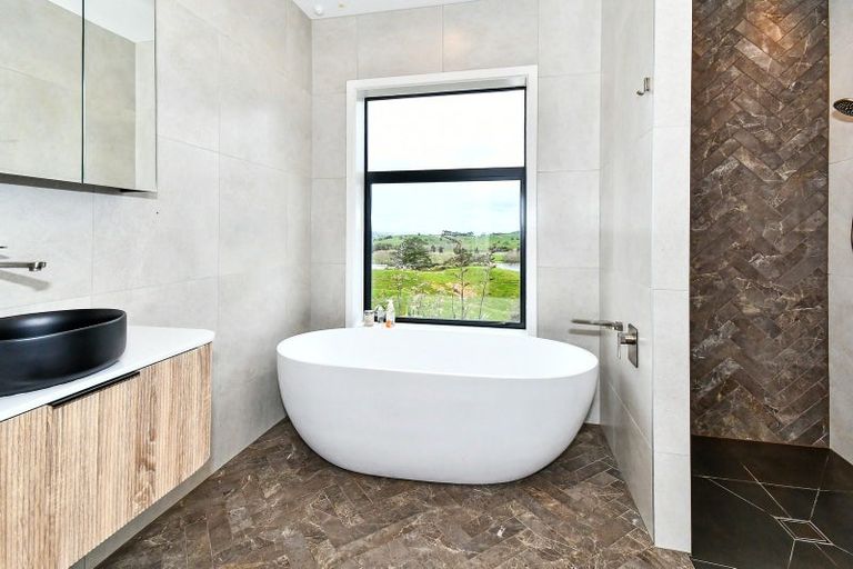 Photo of property in 255 Bluff Road, Pokeno, 2471