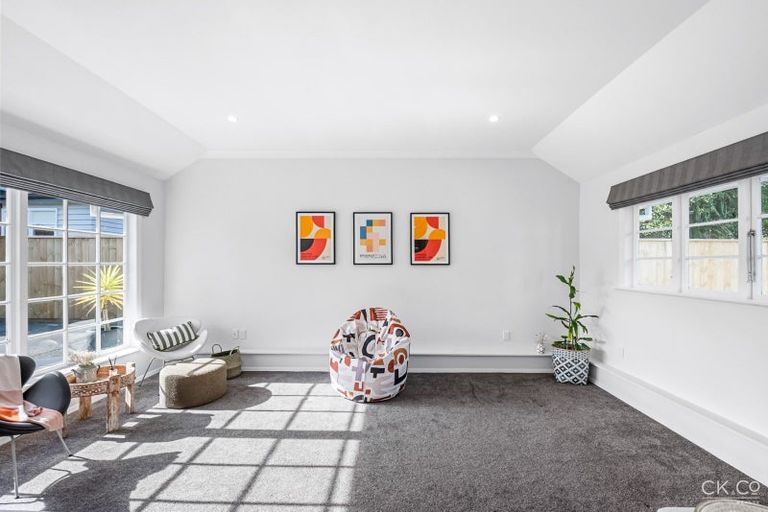 Photo of property in 5 Chilton Grove, Hutt Central, Lower Hutt, 5010