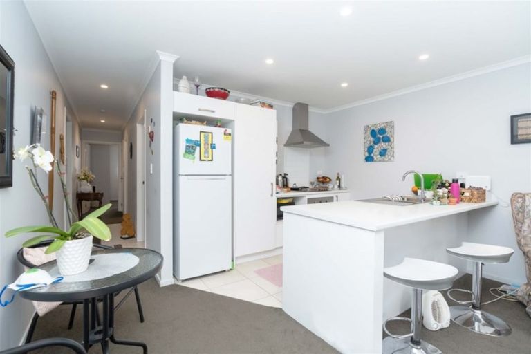 Photo of property in 23u3 Montgomery Crescent, Bader, Hamilton, 3206