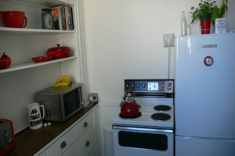 Photo of property in 1u8 Earls Terrace, Mount Victoria, Wellington, 6011