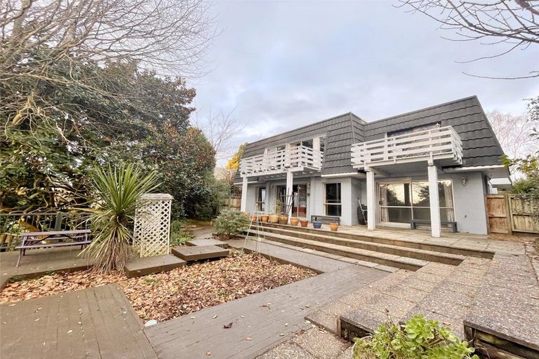 Photo of property in 19 Mcinnes Place, Queenwood, Hamilton, 3210