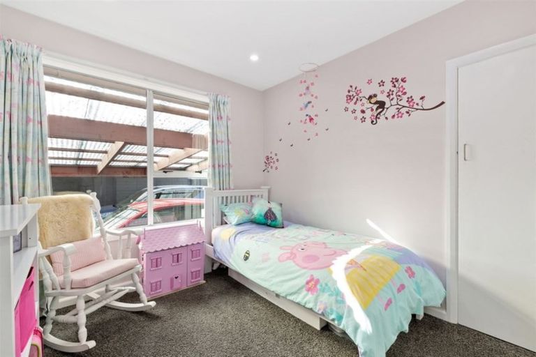 Photo of property in 289 Westminster Street, Mairehau, Christchurch, 8013