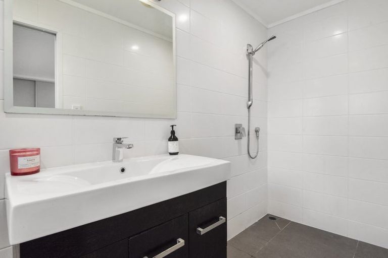 Photo of property in 191 Glamorgan Drive, Torbay, Auckland, 0630
