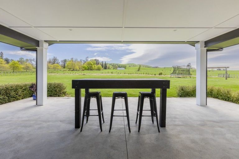 Photo of property in 102 Lindsay Road, Waipukurau, 4283