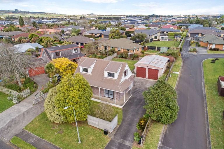 Photo of property in 9 Puriri Road, Pukekohe, 2120