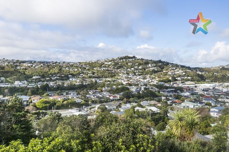 Photo of property in 30u9 Monowai Road, Johnsonville, Wellington, 6037